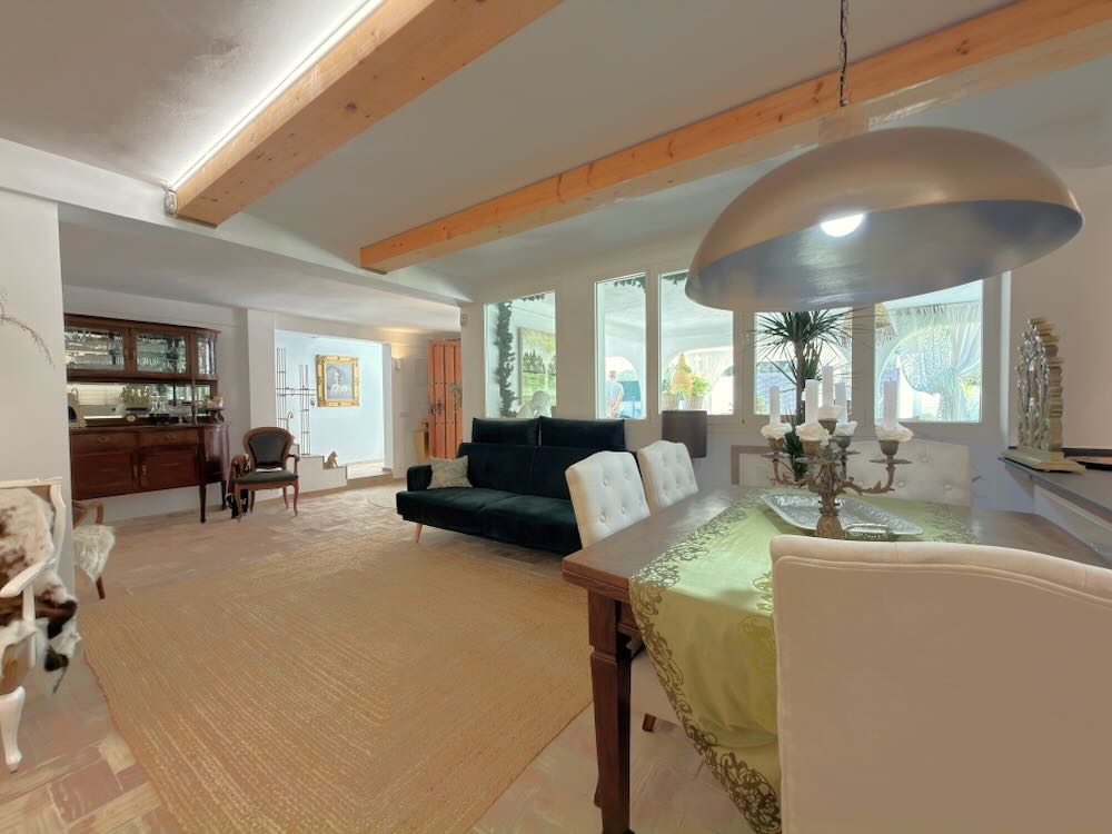 Property 2504 - Image 17